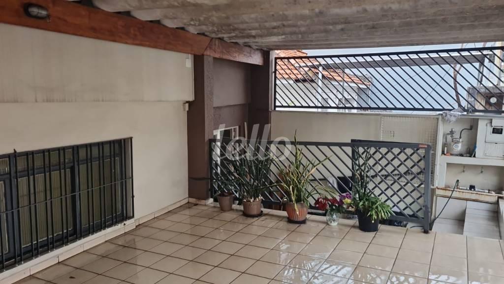 GARAGEM de Casa à venda, sobrado com 112 m², 3 quartos e 2 vagas em Vila Ester (zona Norte) - São Paulo