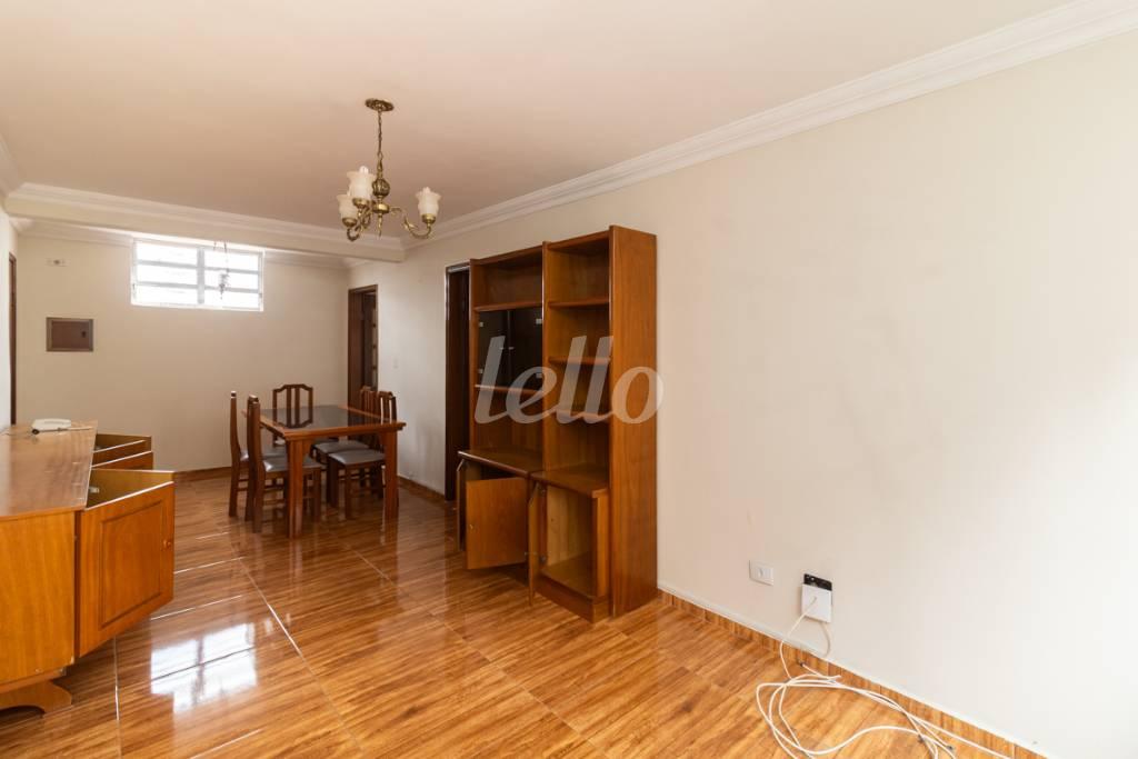 03 SALA de Apartamento para alugar, Padrão com 68 m², 2 quartos e 1 vaga em Ch Santo Antônio (ZL) - São Paulo