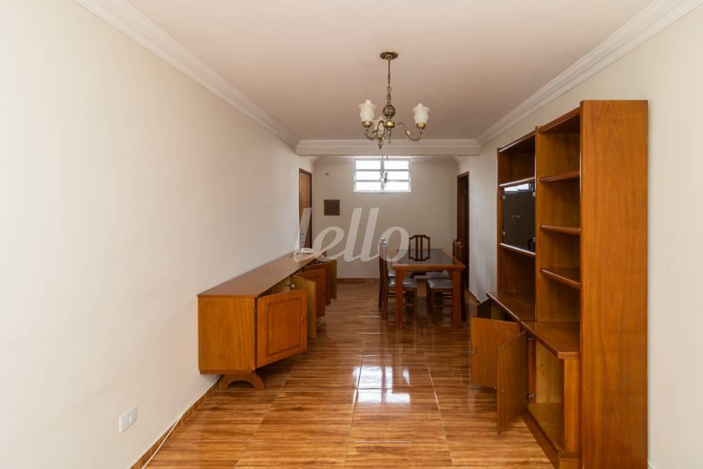 04 SALA de Apartamento para alugar, Padrão com 68 m², 2 quartos e 1 vaga em Ch Santo Antônio (ZL) - São Paulo