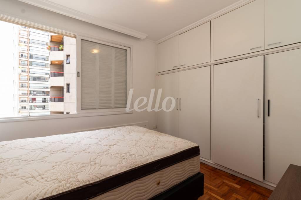 QUARTO1 de Apartamento para alugar, Padrão com 80 m², 2 quartos e 1 vaga em Itaim Bibi - São Paulo