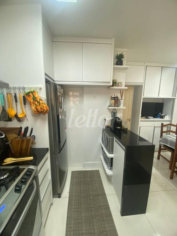 COZINHA de Apartamento à venda, Padrão com 130 m², 3 quartos e 2 vagas em Paraíso - São Paulo
