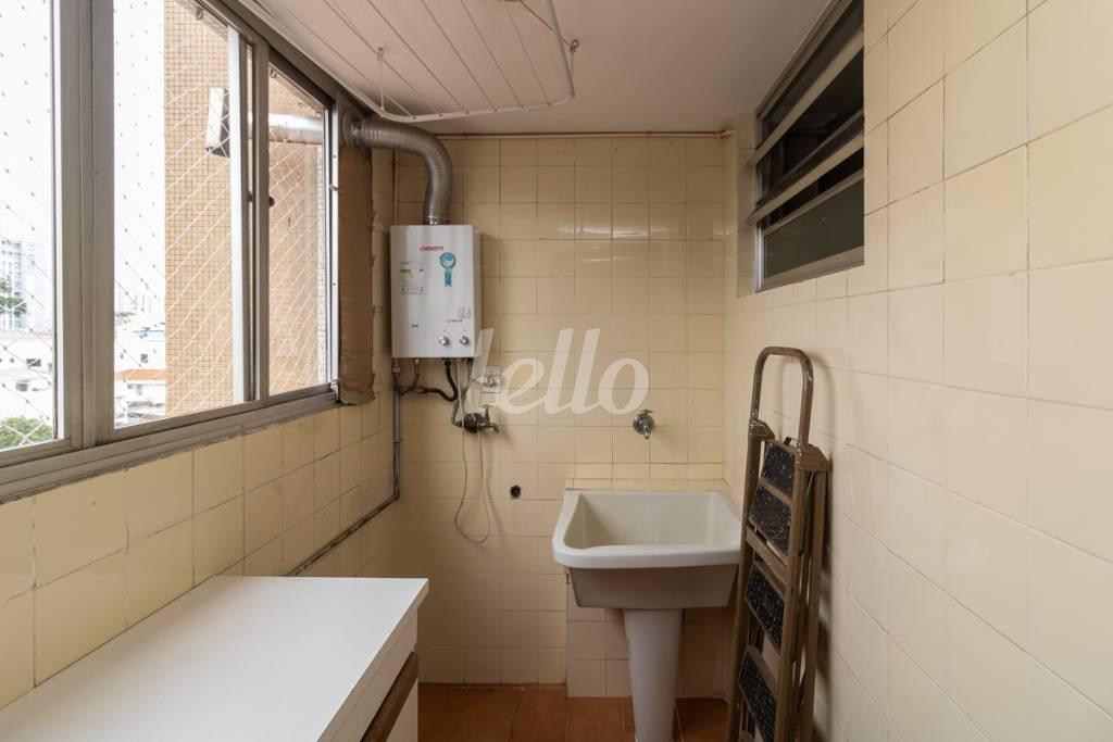 21 AREA DE SERVIC¸O de Apartamento para alugar, Padrão com 68 m², 2 quartos e 1 vaga em Ch Santo Antônio (ZL) - São Paulo