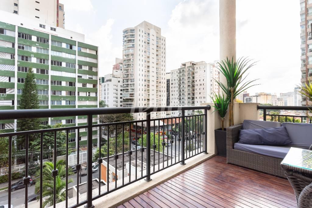 TERRAÇO de Apartamento à venda, Padrão com 163 m², 2 quartos e 2 vagas em Vila Uberabinha - São Paulo
