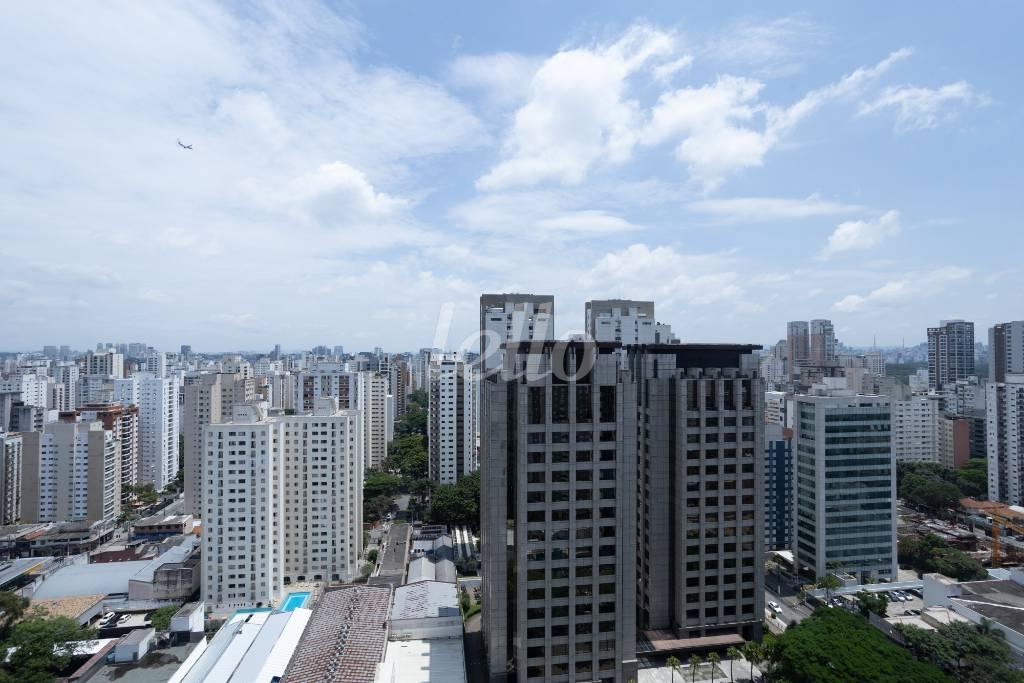 SACADA de Apartamento à venda, cobertura - Padrão com 355 m², 4 quartos e 4 vagas em Planalto Paulista - São Paulo