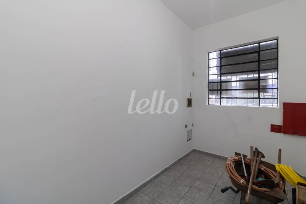07 SALA de Salão para alugar, Padrão com 124 m², e em Vila Gomes Cardim - São Paulo