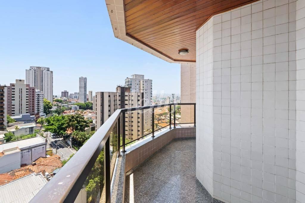 VARANDA de Apartamento à venda, Padrão com 210 m², 4 quartos e 3 vagas em Santana - São Paulo