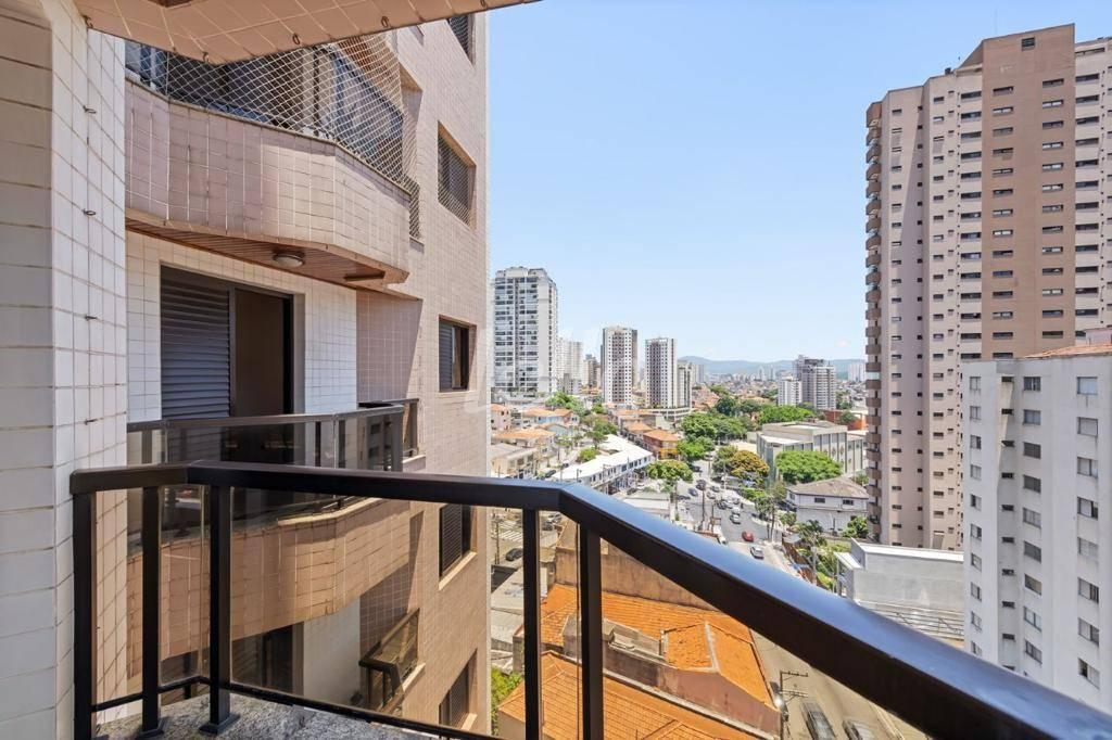 VISTA de Apartamento à venda, Padrão com 210 m², 4 quartos e 3 vagas em Santana - São Paulo