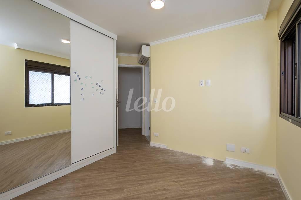04SUITE-2_004 de Apartamento para alugar, Padrão com 161 m², 3 quartos e 3 vagas em Vila Nova Conceição - São Paulo