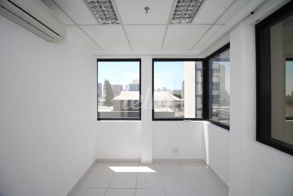 SALA 3 de Sala / Conjunto para alugar, Padrão com 98 m², e 2 vagas em Vila Mariana - São Paulo