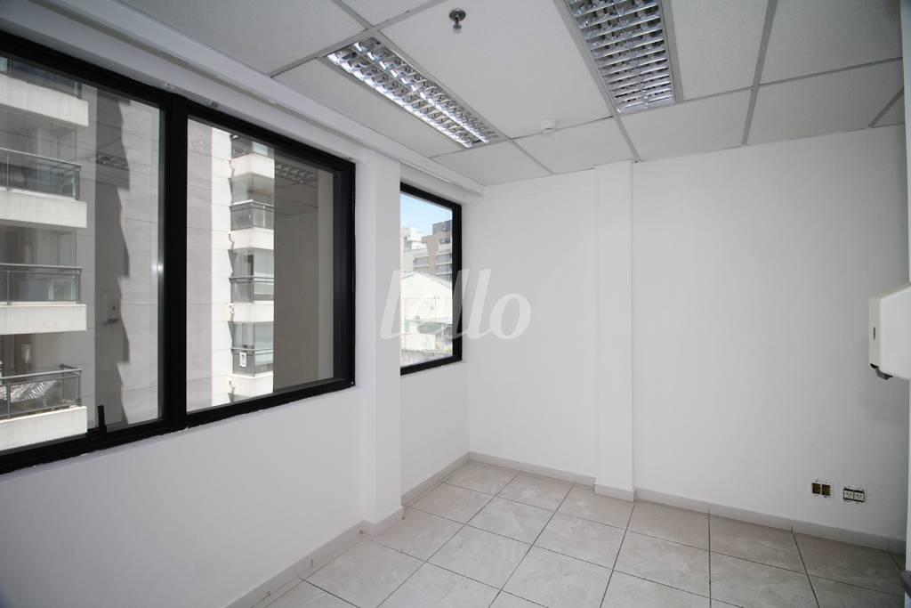 SALA 1 de Sala / Conjunto para alugar, Padrão com 98 m², e 2 vagas em Vila Mariana - São Paulo