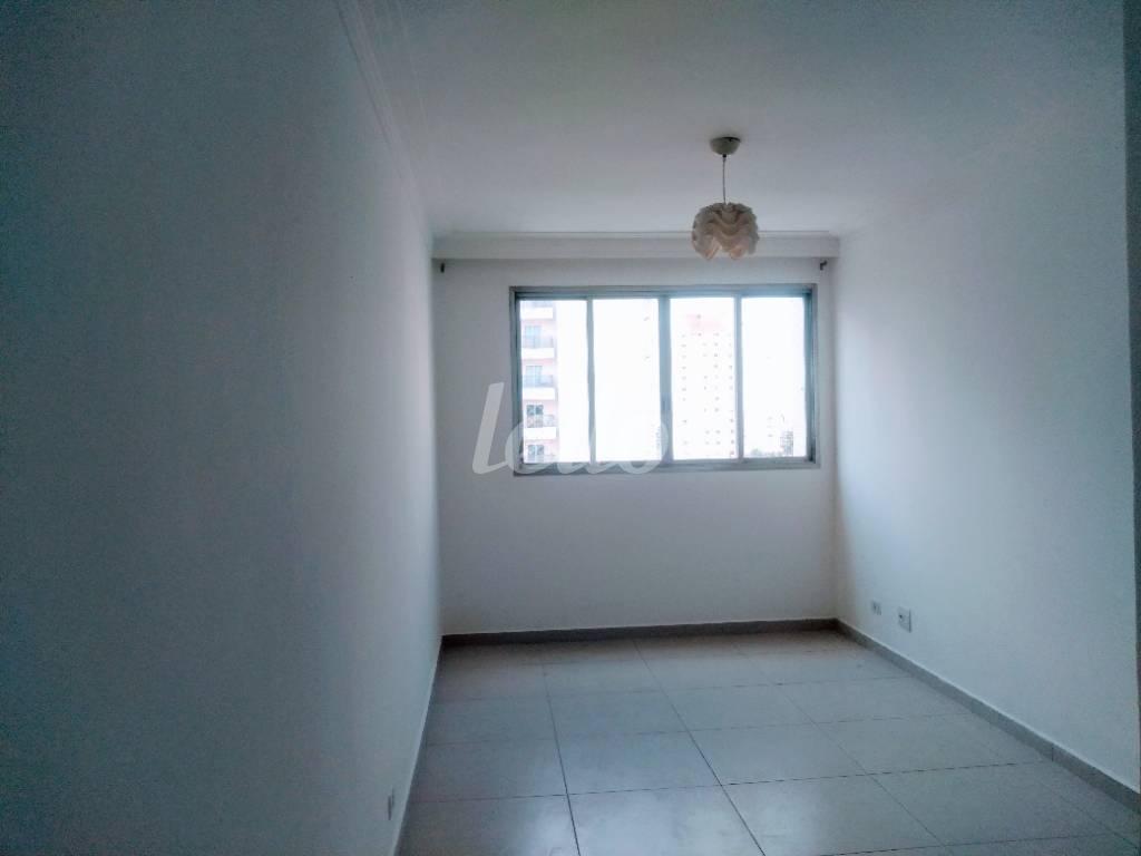 SALA de Apartamento à venda, Padrão com 69 m², 2 quartos e 1 vaga em Parque Imperial - São Paulo