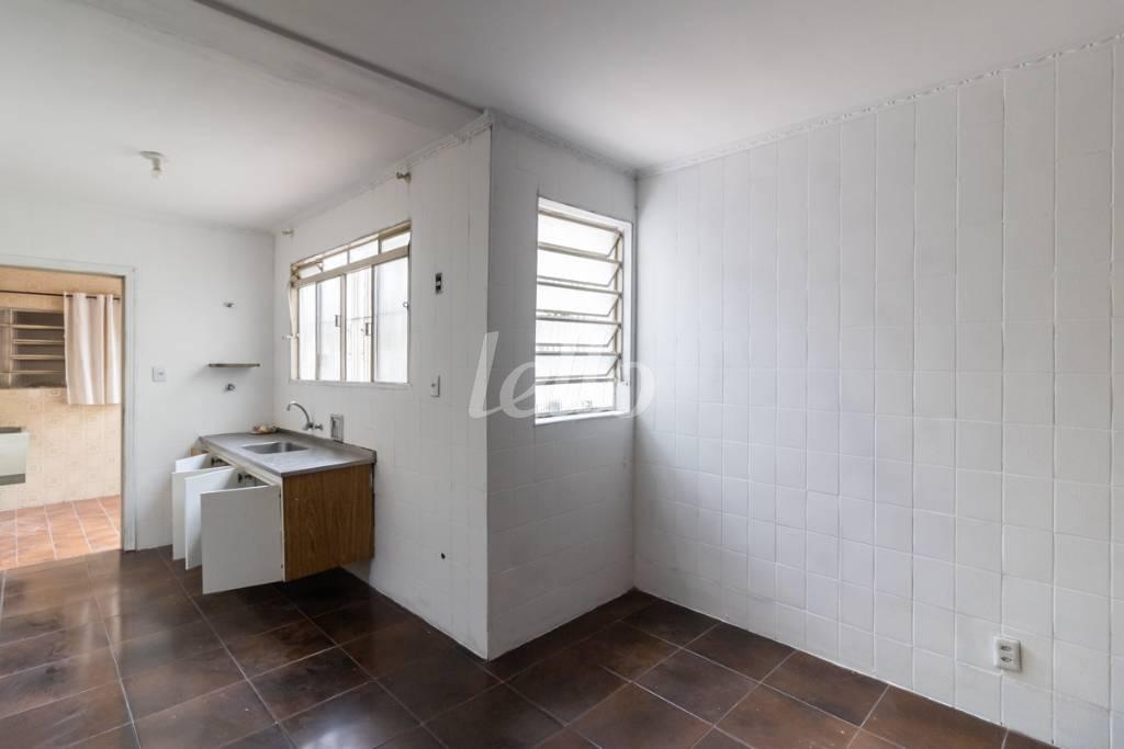 15 COZINHA de Casa para alugar, sobrado com 115 m², 2 quartos e 1 vaga em Tatuapé - São Paulo