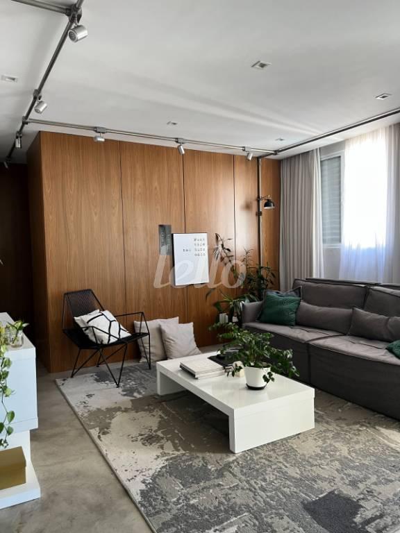 SALA de Apartamento à venda, Padrão com 83 m², 2 quartos e 2 vagas em Jardim Zaira - Guarulhos