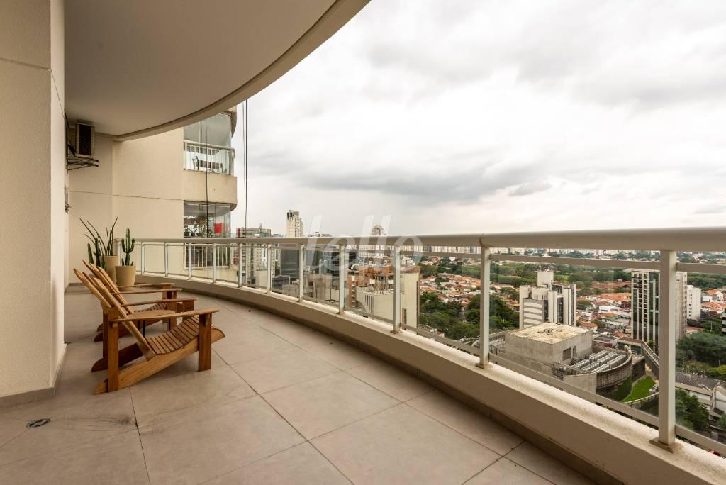 SACADA de Apartamento para alugar, Padrão com 108 m², 1 quarto e 2 vagas em Cidade Monções - São Paulo