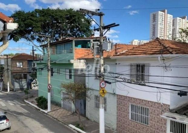 FRENTE de Casa à venda, sobrado com 80 m², 2 quartos e em Vila Prudente - São Paulo
