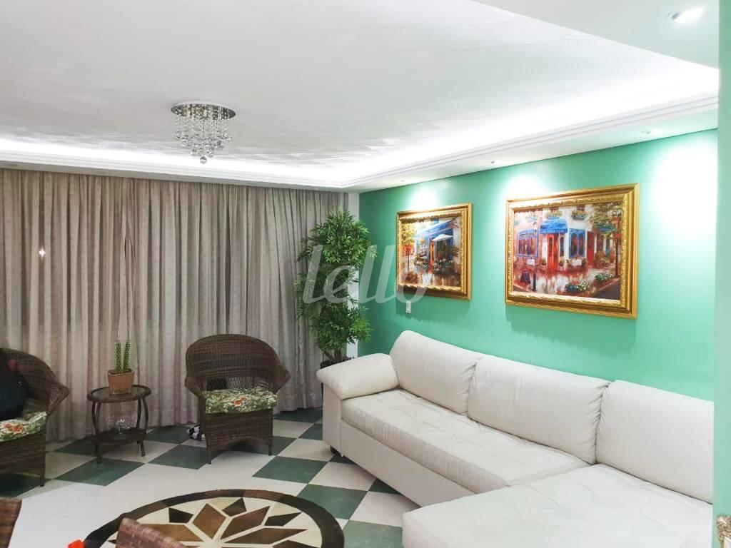 LIVING de Apartamento à venda, Duplex com 260 m², 3 quartos e 2 vagas em Vila Santo Estéfano - São Paulo