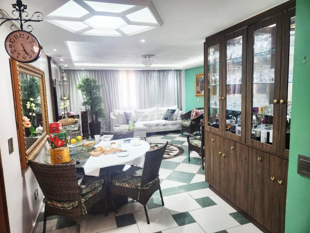 LIVING de Apartamento à venda, Duplex com 260 m², 3 quartos e 2 vagas em Vila Santo Estéfano - São Paulo