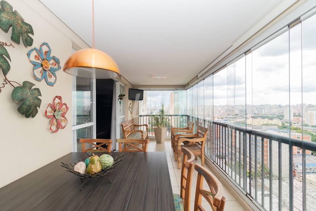 VARANDA de Apartamento à venda, Padrão com 178 m², 3 quartos e 3 vagas em Mooca - São Paulo