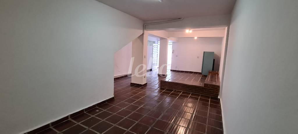 SALÃO de Casa para alugar, sobrado com 231 m², 3 quartos e 2 vagas em Vila Madalena - São Paulo