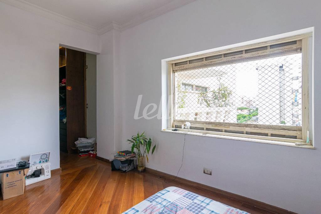 SUITE de Apartamento para alugar, Padrão com 130 m², 3 quartos e 1 vaga em Campos Elíseos - São Paulo