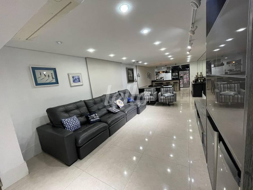LIVING de Apartamento à venda, Padrão com 200 m², 4 quartos e 3 vagas em Ipiranga - São Paulo
