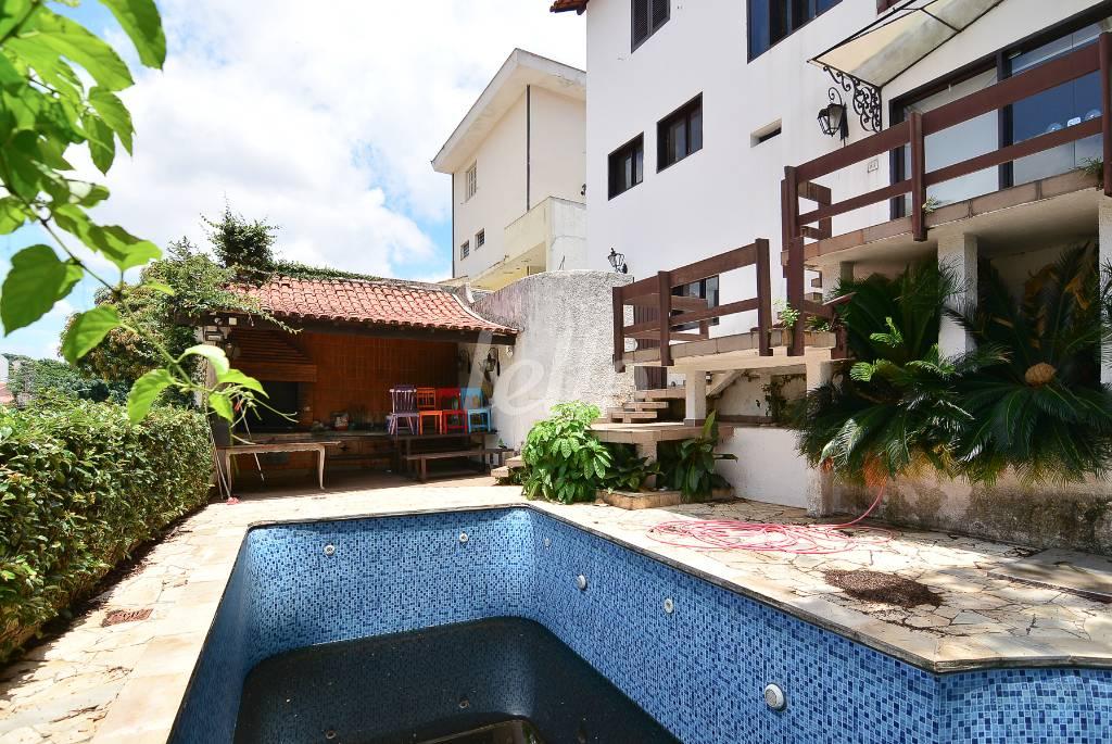 ÁREA EXTERNA de Casa à venda, sobrado com 302 m², 3 quartos e 2 vagas em Jardim Franca - São Paulo