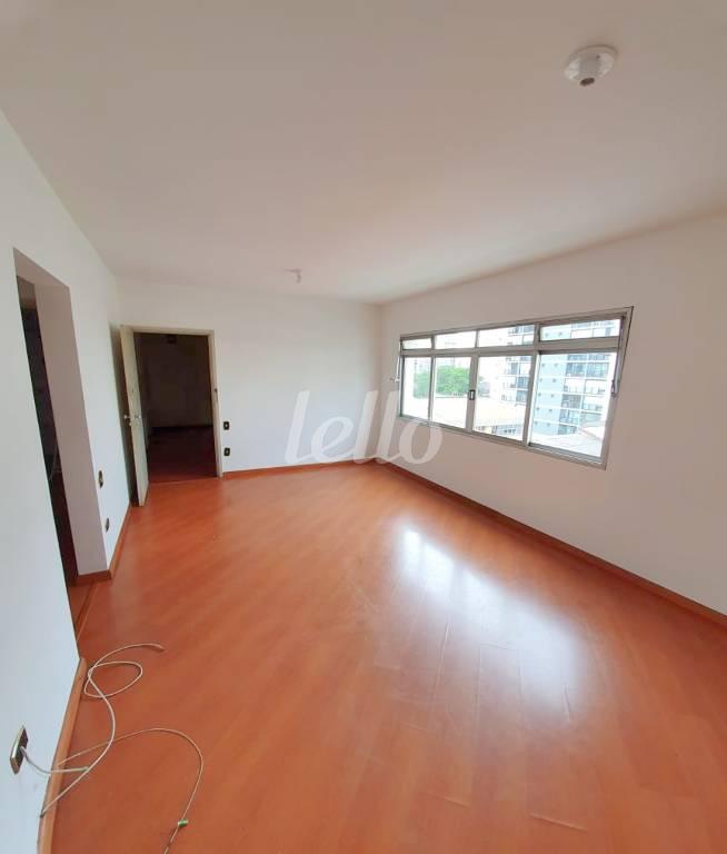 LIVING de Apartamento à venda, Padrão com 93 m², 3 quartos e 1 vaga em Vila Olímpia - São Paulo