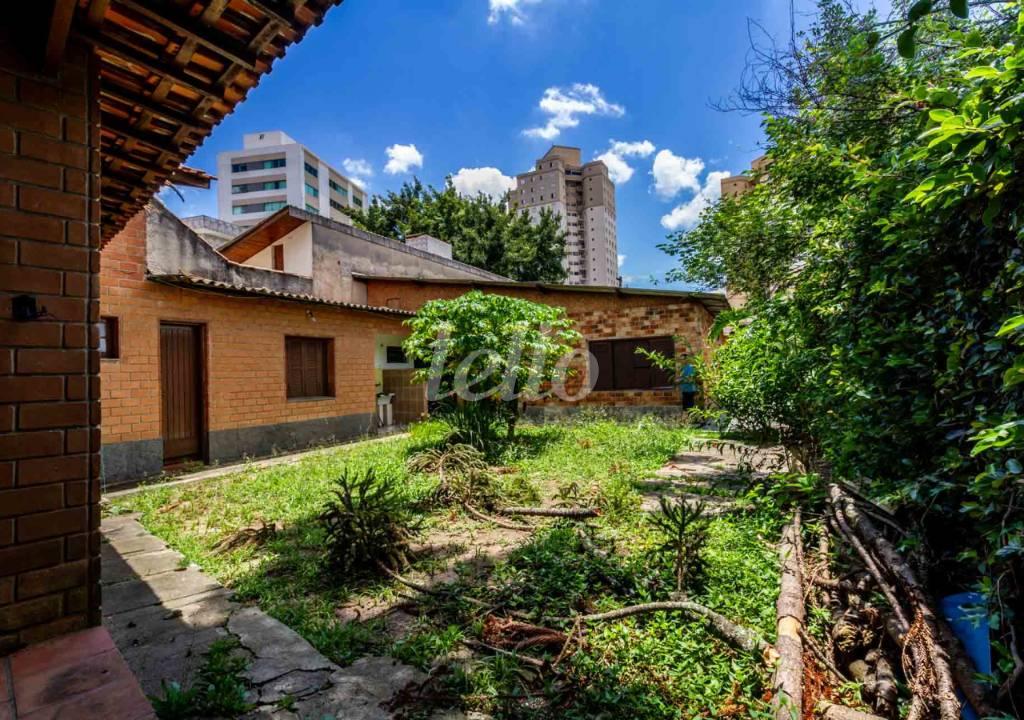ÁREA EXTERNA de Casa para alugar, sobrado com 300 m², e 6 vagas em Jardim Consórcio - São Paulo