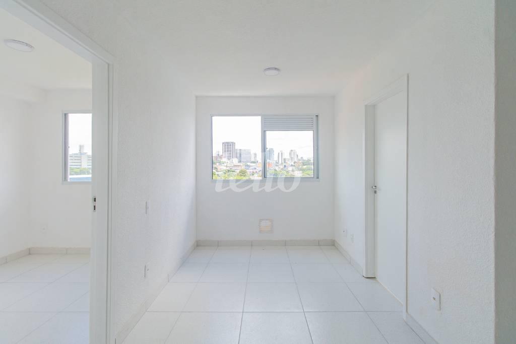 SALA de Apartamento para alugar, Padrão com 35 m², 2 quartos e 1 vaga em Jardim Promissão - São Paulo