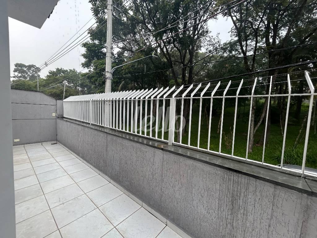 TERRAÇO de Casa à venda, assobradada com 285 m², 3 quartos e 2 vagas em Jardim Franca - São Paulo