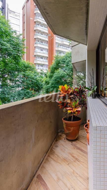 VARANDA de Apartamento à venda, Padrão com 170 m², 3 quartos e 2 vagas em Paraíso - São Paulo