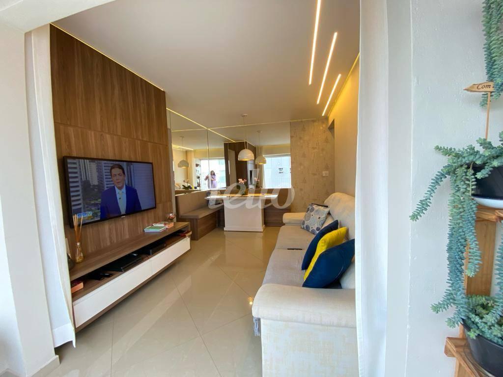 SALA de Apartamento à venda, Padrão com 61 m², 3 quartos e 2 vagas em Ch Santo Antônio (ZL) - São Paulo