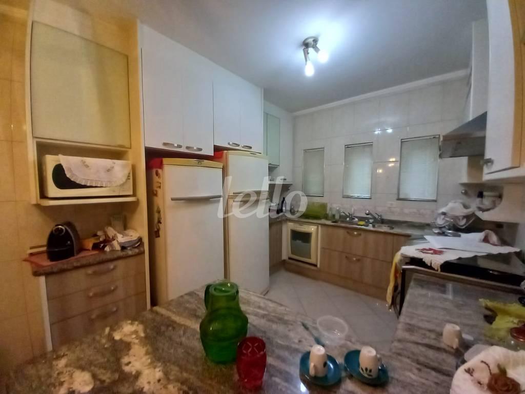 COZINHA de Casa à venda, sobrado com 255 m², 3 quartos e 4 vagas em Vila Ester (zona Norte) - São Paulo