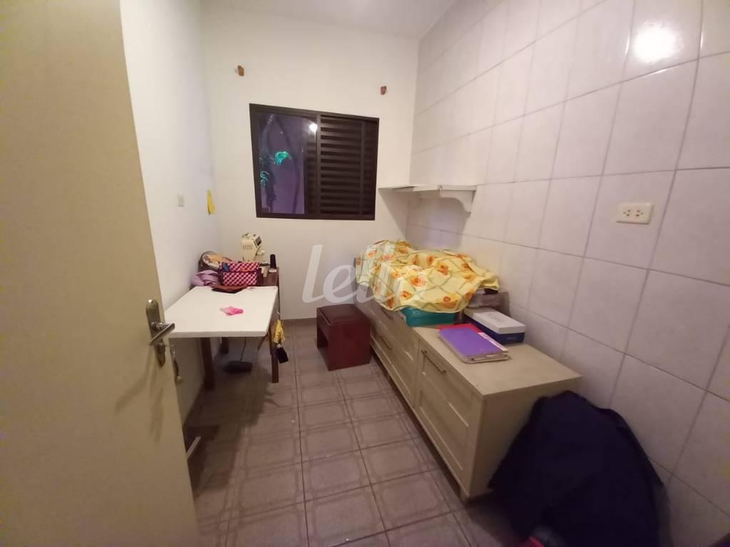 DORMITÓRIO DE SERVIÇO de Casa à venda, sobrado com 255 m², 3 quartos e 4 vagas em Vila Ester (zona Norte) - São Paulo