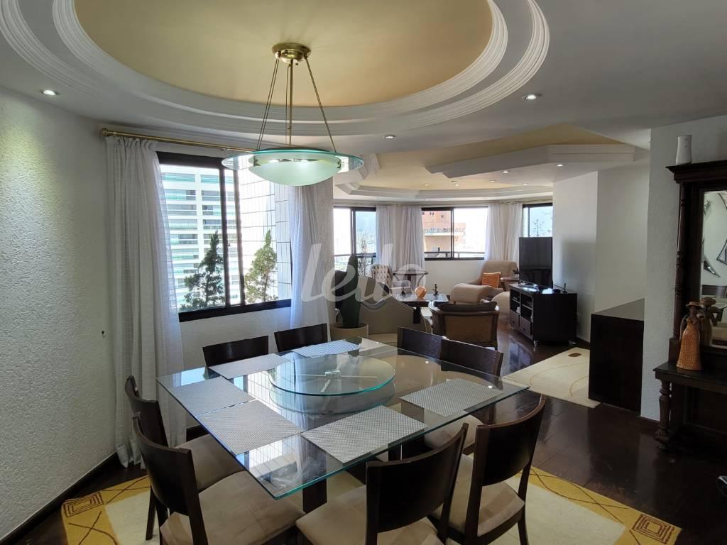 SALA de Apartamento à venda, cobertura - Padrão com 372 m², 6 quartos e 5 vagas em Parque da Mooca - São Paulo