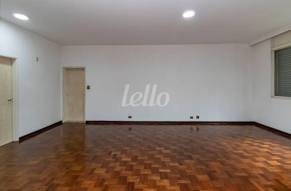 SALQ de Apartamento à venda, Padrão com 149 m², 2 quartos e em Higienópolis - São Paulo
