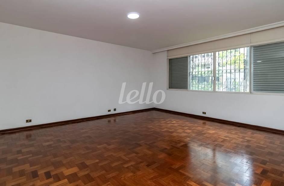 SALA de Apartamento à venda, Padrão com 149 m², 2 quartos e em Higienópolis - São Paulo