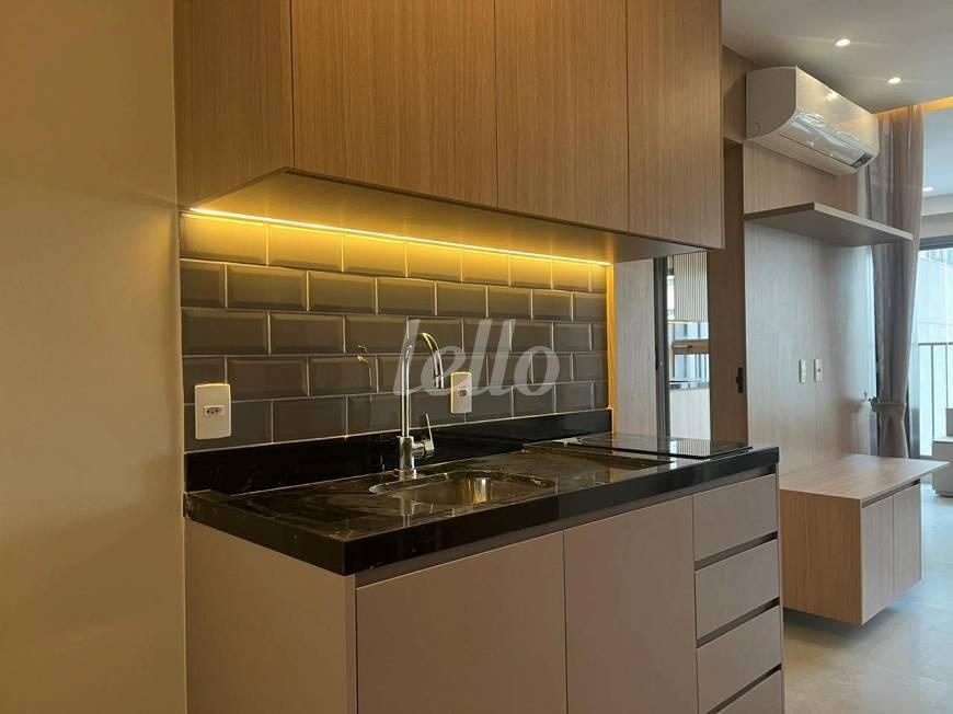 COZINHA  / SALA de Apartamento para alugar, Padrão com 44 m², 1 quarto e 1 vaga em Paraíso - São Paulo