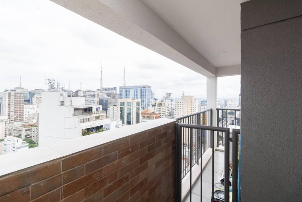 VARANDA de Apartamento para alugar, Padrão com 32 m², 1 quarto e em Consolação - São Paulo