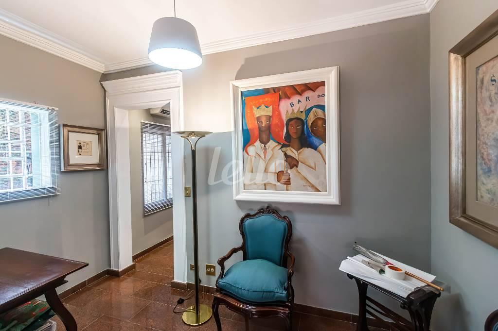 SALA 2 AMBIENTES de Casa para alugar, sobrado com 160 m², 3 quartos e 2 vagas em Cerqueira César - São Paulo