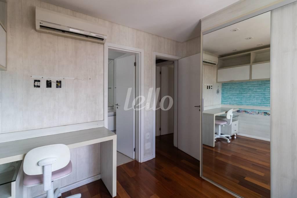 20 SUITE 2 de Apartamento à venda, Padrão com 176 m², 3 quartos e 3 vagas em Chácara Califórnia - São Paulo