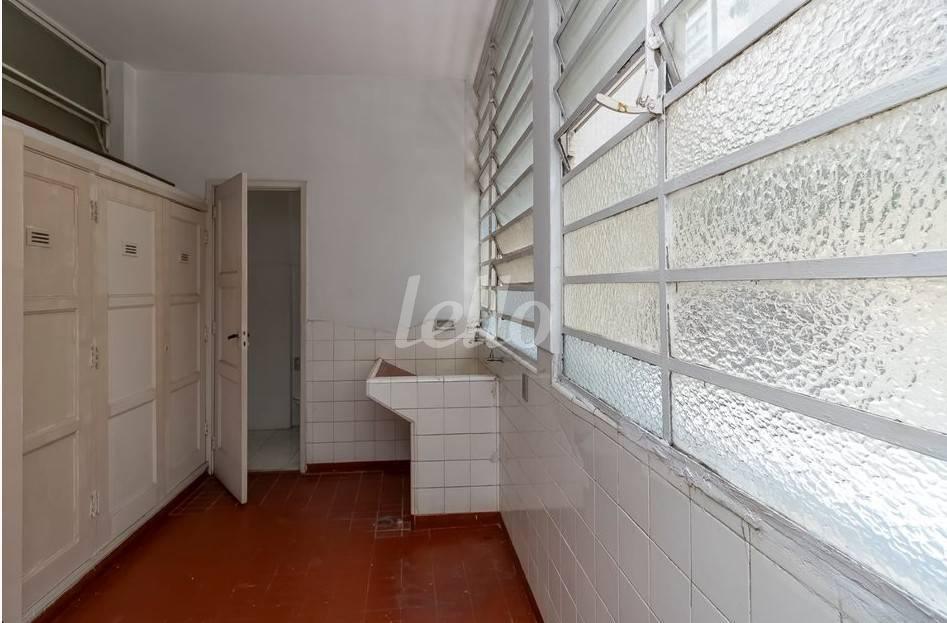 ÁREA DE SERVIÇO de Apartamento à venda, Padrão com 149 m², 2 quartos e em Higienópolis - São Paulo