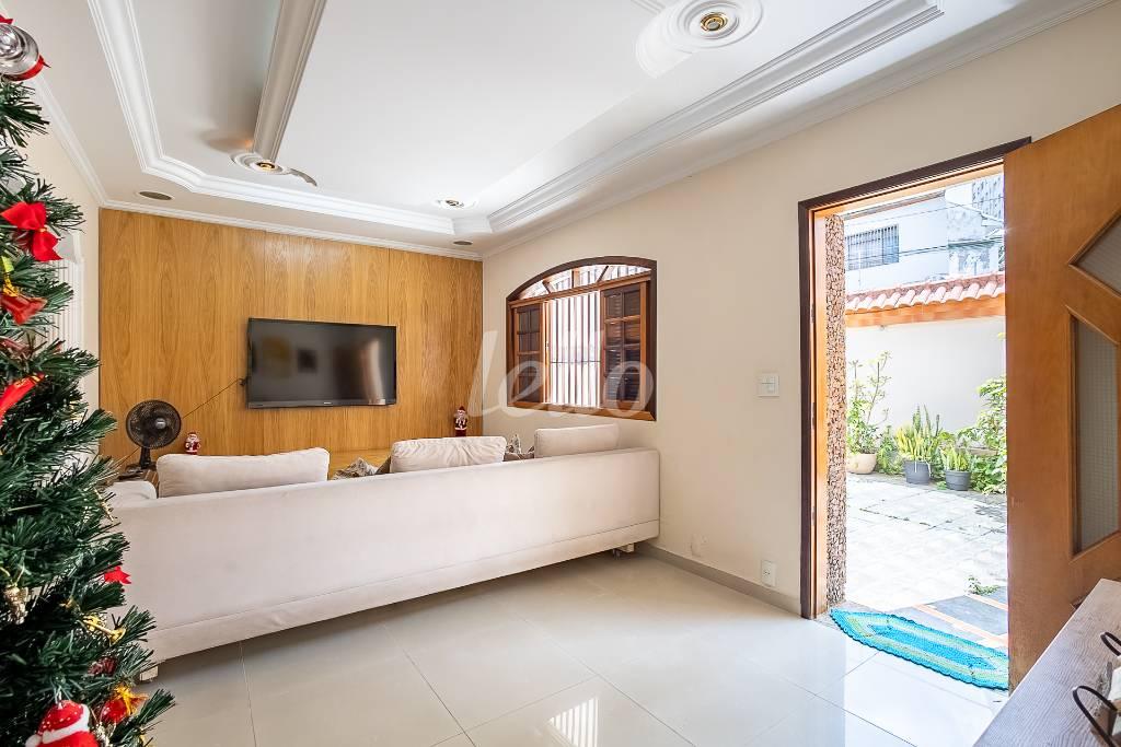 SALA de Casa para alugar, sobrado com 230 m², 4 quartos e 4 vagas em Mooca - São Paulo