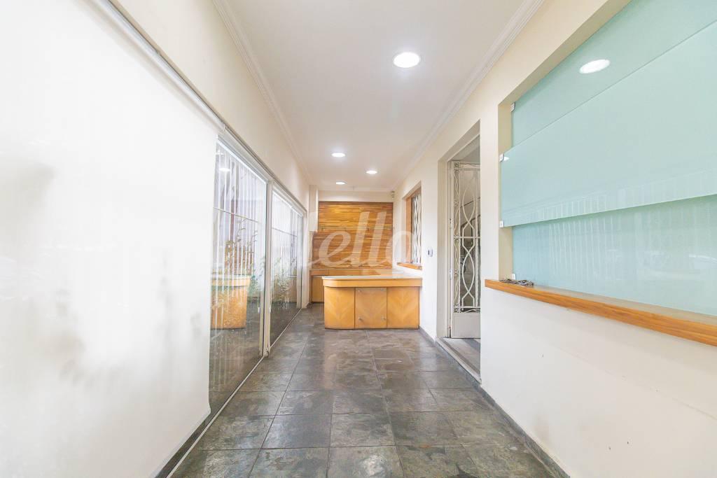 SALA de Casa para alugar, sobrado com 360 m², e 6 vagas em Vila Clementino - São Paulo