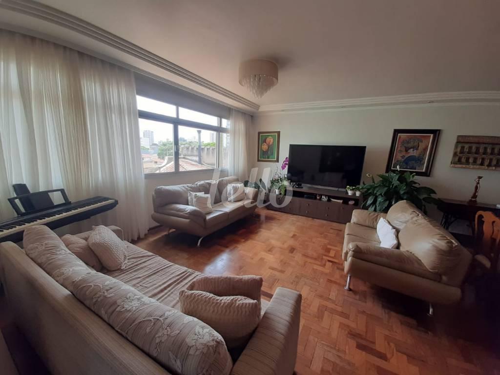 SALA DE TV de Apartamento à venda, Padrão com 156 m², 3 quartos e 2 vagas em Vila Assunção - Santo André