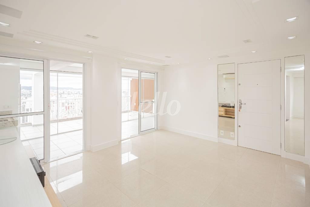SALA DOIS AMBIENTES de Apartamento à venda, Padrão com 256 m², 3 quartos e 2 vagas em Vila Buarque - São Paulo
