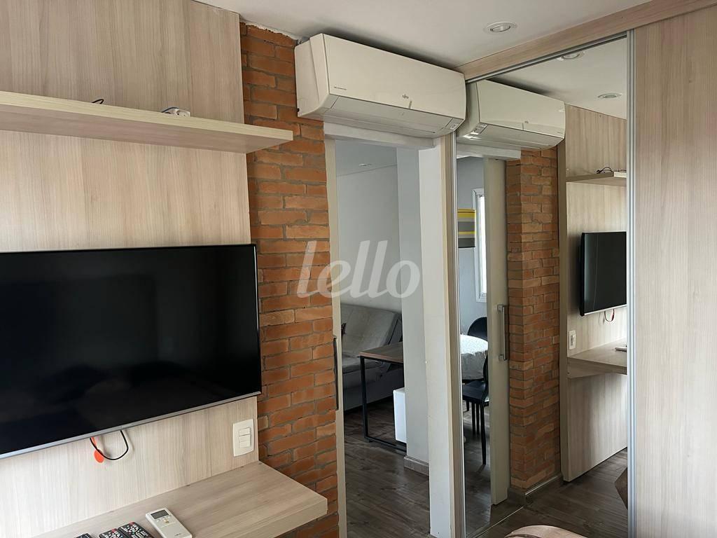 QUARTO de Apartamento para alugar, Padrão com 45 m², 1 quarto e 1 vaga em Pinheiros - São Paulo