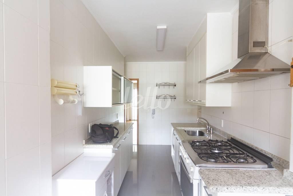 COZINHA de Apartamento à venda, Padrão com 104 m², 3 quartos e 2 vagas em Vila Mariana - São Paulo