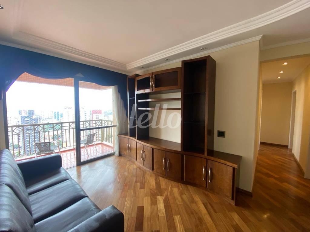SALA de Apartamento para alugar, Padrão com 100 m², 3 quartos e 2 vagas em Vila Bastos - Santo André