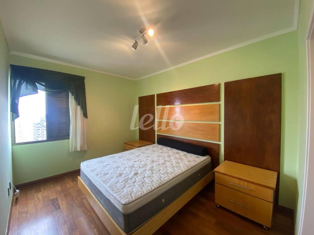SUÍTE de Apartamento para alugar, Padrão com 100 m², 3 quartos e 2 vagas em Vila Bastos - Santo André